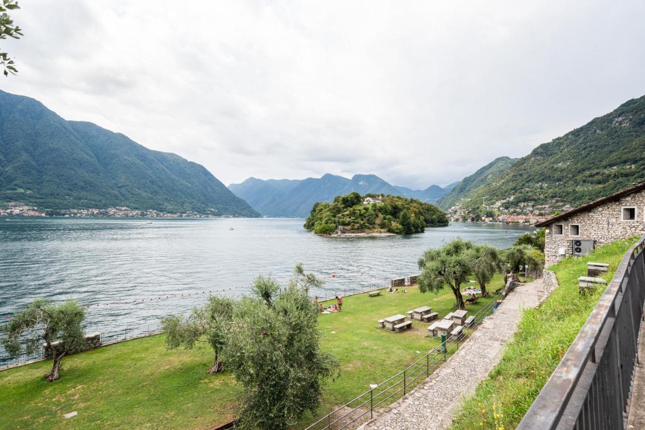 Lake Como Studio With Balcony And Private Parking Ossuccio Eksteriør bilde