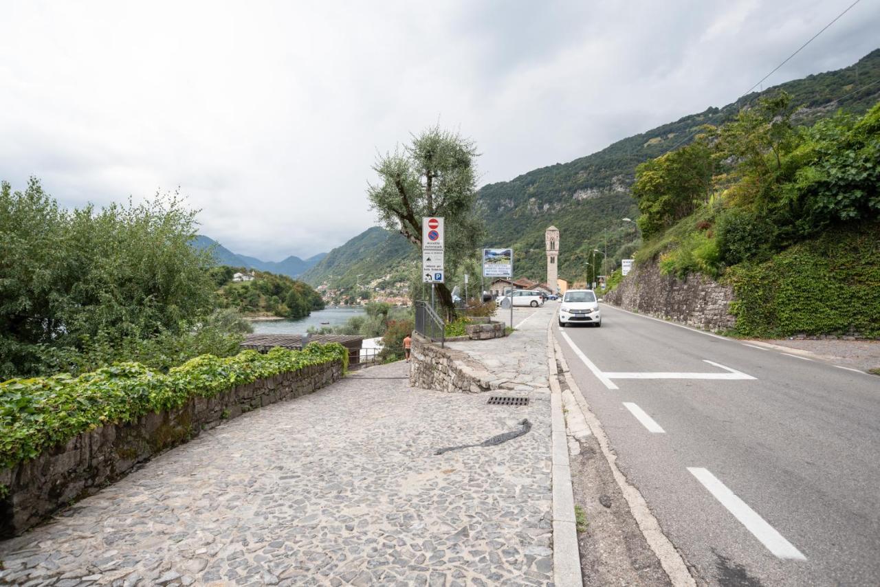 Lake Como Studio With Balcony And Private Parking Ossuccio Eksteriør bilde